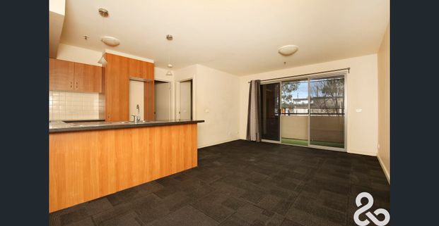 CONVENIENT APARTMENT LIVING - Photo 1