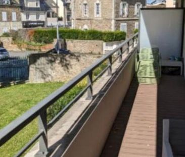 À louer Appartement T2 récent avec balcon et box à Saint-Malo, sect... - Photo 3