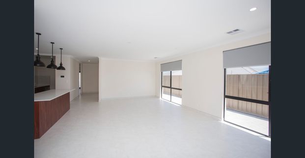 Brand New Family Home in Prime Yanchep Location - Photo 1