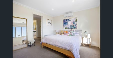 Luxury Townhouse with Beautiful Views - Photo 3