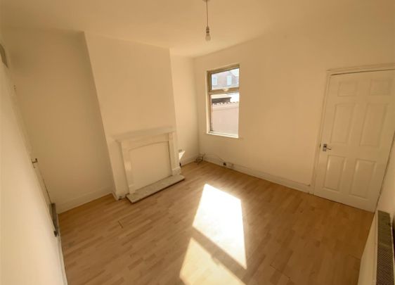 3 bedroom house - mid terrace to rent - Photo 1