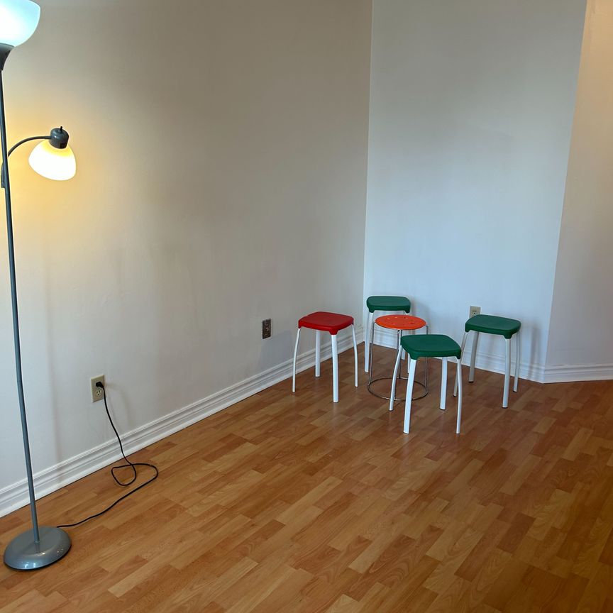 For Lease - 25 Grenville Street Unit# 1210, Toronto, Ontario - Photo 1