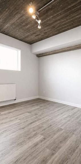 3 CH - 1 SDB - Montréal - $2,250 /mo - Photo 1
