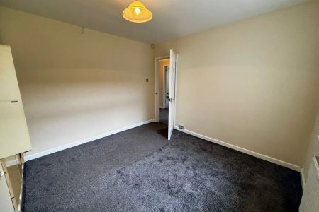 Nixon Drive, WINSFORD - Photo 4