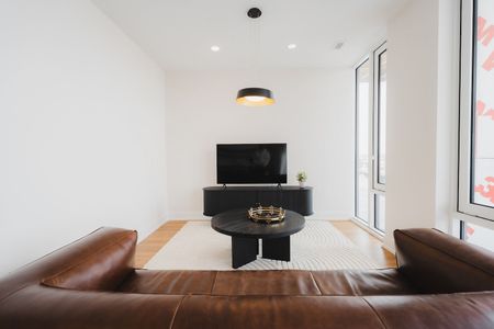 Azure Westboro - Photo 3