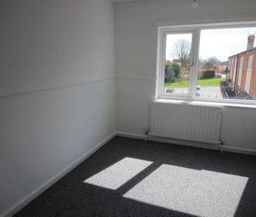 3 bedroom maisonette to rent - Photo 4