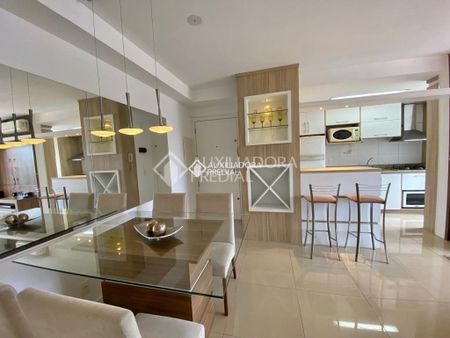 Apartamento com 3 quartos e 76m² para alugar em Centro, Novo Hamburgo. - Foto 4