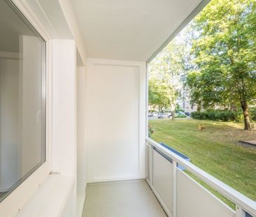 2-Raum-Wohnung mit Balkon - Photo 1