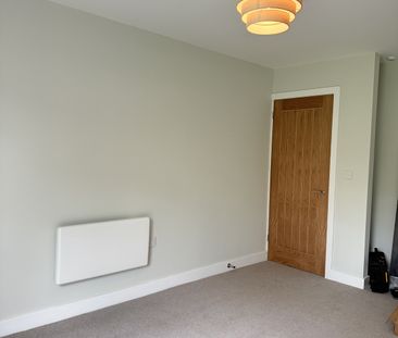11 The Lindens, Newbridge Crescent, Wolverhampton, WV6 0LR - Photo 2
