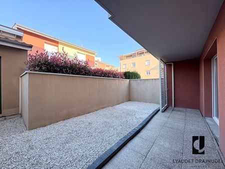 Location Appartement 3 pièces 63m² - Photo 4