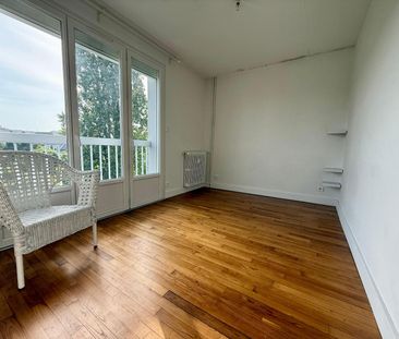 Location Appartement 4 pièces 70m² ST SEBASTIEN SUR LOIRE 44230 - Photo 2