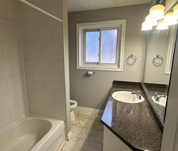 95 Collette Cres, Upper Barrie | $2200 per month | Utilities Included - Photo 6