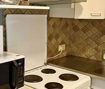 Appartement te huur in Eeklo voor € 635 met 1 slaapkamer - Photo 1