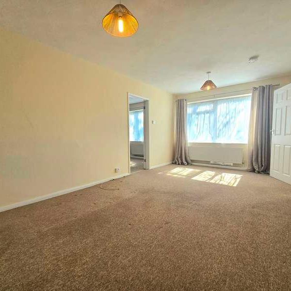 Radstock Road, Woolston, SO19 - Photo 1