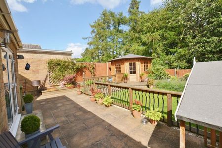 Fern Grove, Cherry Willingham, Lincoln, LN3 4BG - Photo 5