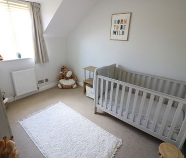 19 Hymers Close - Photo 6