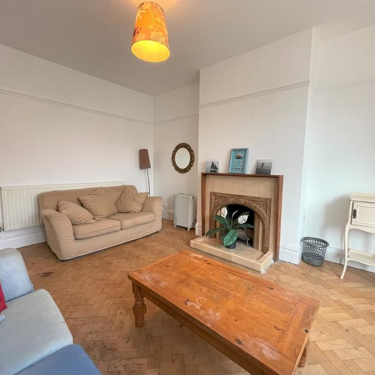 3 bedroom maisonette to rent - Photo 1