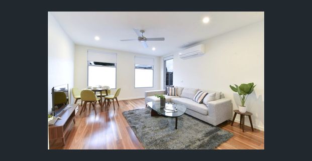 Furnished 1 Bedroom 1 Bathroom with 1 Carpark - Photo 1