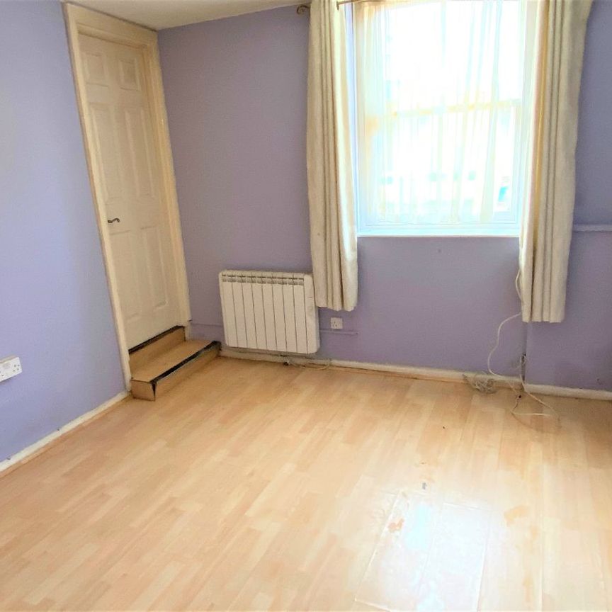 South Street, Taunton - Photo 1