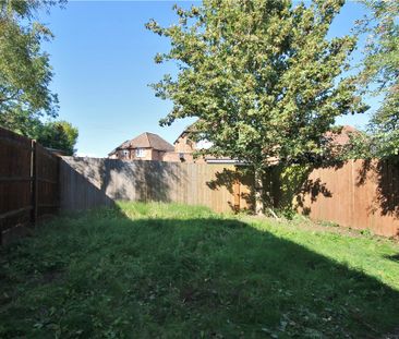 The Gables, Guildford, Surrey, GU2 9JR - Photo 6