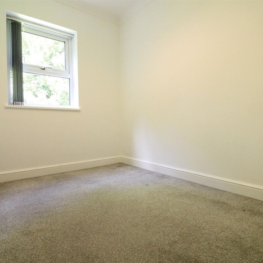 Malmers Well Road, High Wycombe - Photo 1