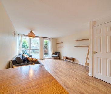 Walnut Tree Road, London, SE10 - Photo 1