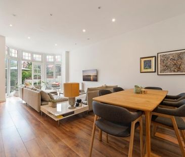 Whittlebury Mews East, Primrose Hill, London, NW1 - Photo 5