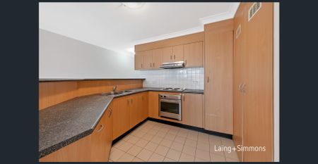 Stylish two-bedroom plus study apartment in the heart of Mount Druitt - Photo 2