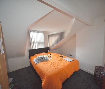 Flat 4 - Photo 2