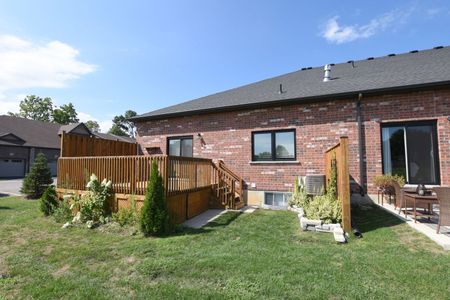 For Lease - 6 Ironwood Street Unit# 71, Norfolk, Ontario - Photo 3