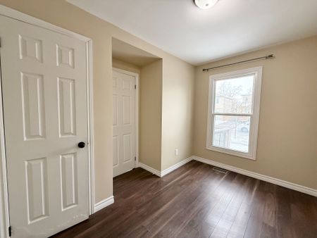 For Lease - 15 Forbes Street, London South, Ontario - Photo 4