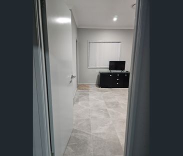 9 Queenstown Ave, Boondall, Qld 4034 - Photo 2