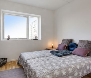 Velbeliggende 3 værelses seniorbolig med stort badeværelse, privat ... - Photo 4