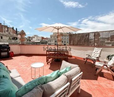 Alquiler de ático en Calle de la Diputació - Photo 4