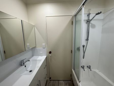 Beachside Charm Meets Summer Vibes! - Photo 3