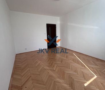 Na prenájom veľmi vkusne a moderne zariadený 3-izbový byt. – Fotografia 6