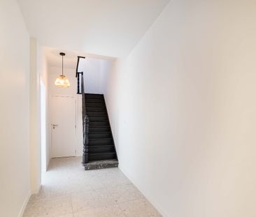 STIJLVOLLE BURGERSWONING TE HUUR IN BISSEGEM - Photo 1