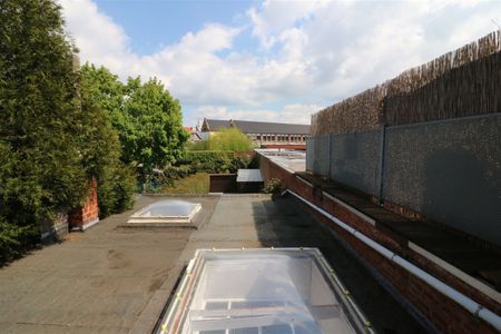 Charmevolle, vernieuwde woning met 3 slps en stadstuin - Photo 4