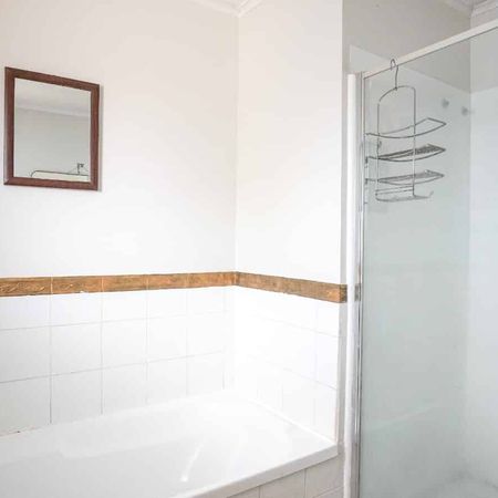 Full Fenced & Pet Friendly - Photo 4