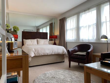 Studio to rent - Photo 2