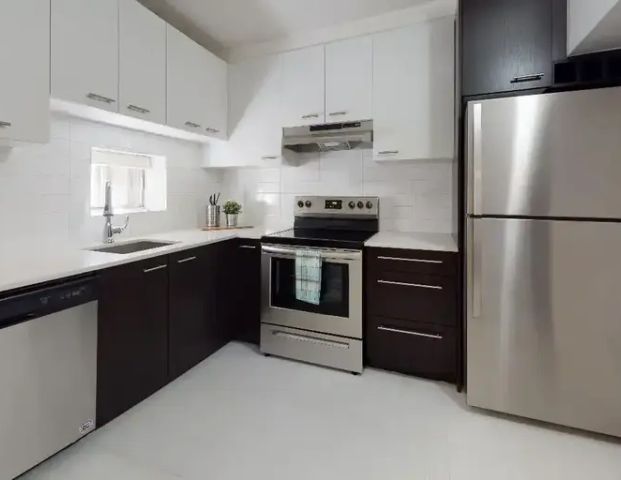 5051 Clanranald | 5051 Clanranald Avenue, Montreal - Photo 1