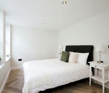 Burlington Place, Eastbourne - Photo 1