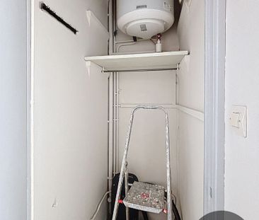 A LOUER AVIGNON (84000) INTRAMUROS : APPARTEMENT 2 PIECES NON MEUBL... - Photo 6