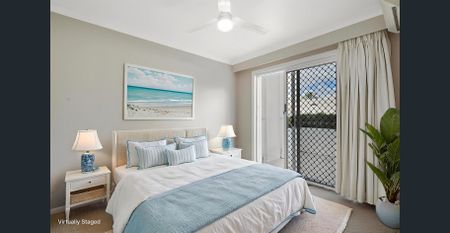 Stylish Beachside Apartment - Photo 2