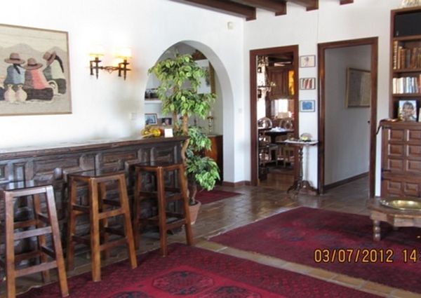 Super Rustic Villa in Entre Naranjos Y Flores Alfaz Del Pi For Long Term Rental