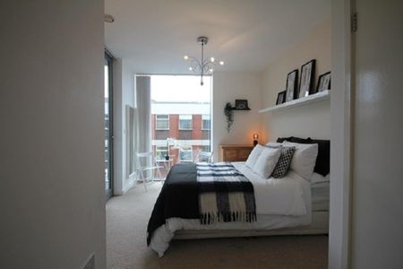 2 bedroom apartment to rent - Photo 5
