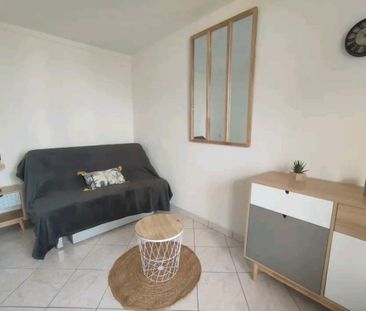 Location Appartement 1 pièce 16m² - Photo 2