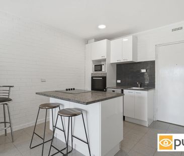 FURNISHED STUDIO APARTMENT IN AN UNBEATABLE LOCATION - Photo 1