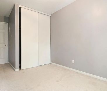 For Lease - 152 Thornbury Crescent, South of Baseline to Knoxdale, ... - Photo 2