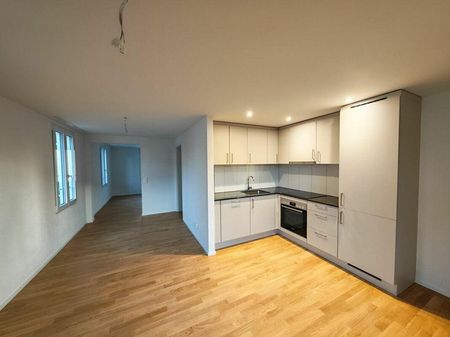 Frisch sanierte 2.5 Zi-Wohnung - Photo 3